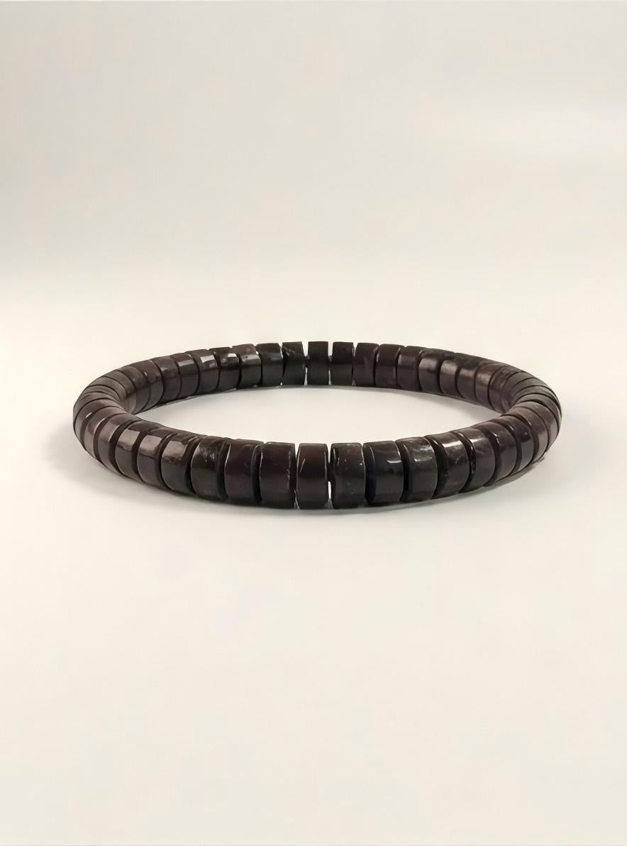 Natural coconut shell bracelet by ZenWenwan featuring straight-cut 7mm beads, stylish and eco-friendly jewelry design.
