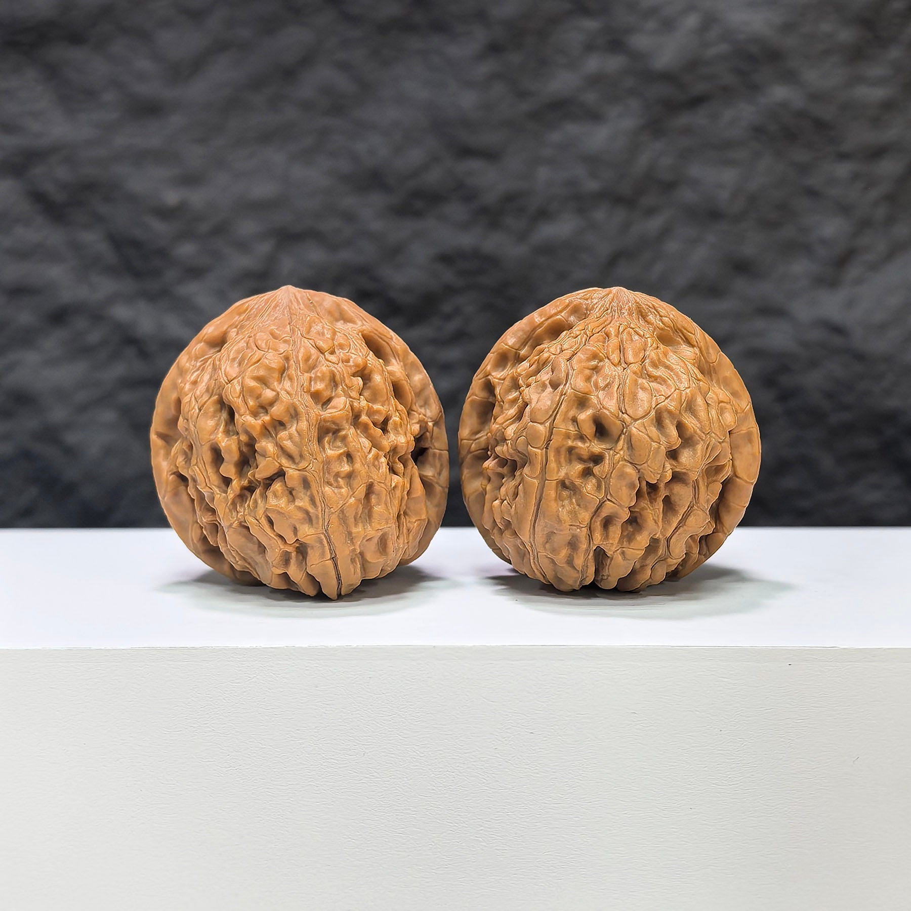 【收藏級】紅錦鯉 文玩核桃 (3.9 × 4.1cm) | [Collector's Grade] Red Koi Walnut (3.9 × 4.1cm) - SKU: HJL-1C9