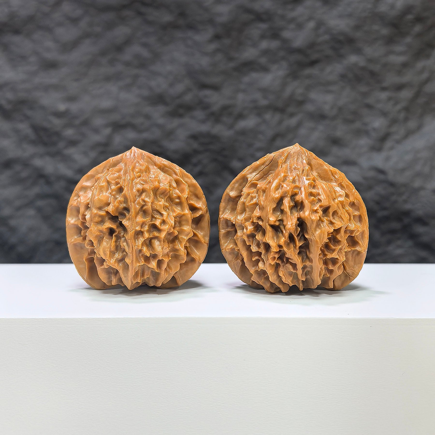 【收藏級】燈籠 文玩核桃 (4.0 × 3.9cm) | [Collector's Grade] Lantern Walnut (4.0 × 3.9cm) - SKU: DL-1B8