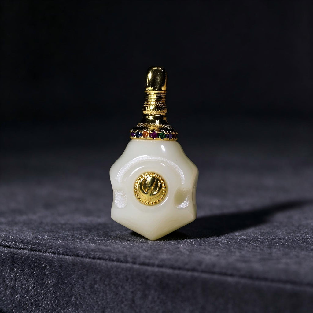 ST-21 | White Guru Bead with Copper Detail - 13.3 mm