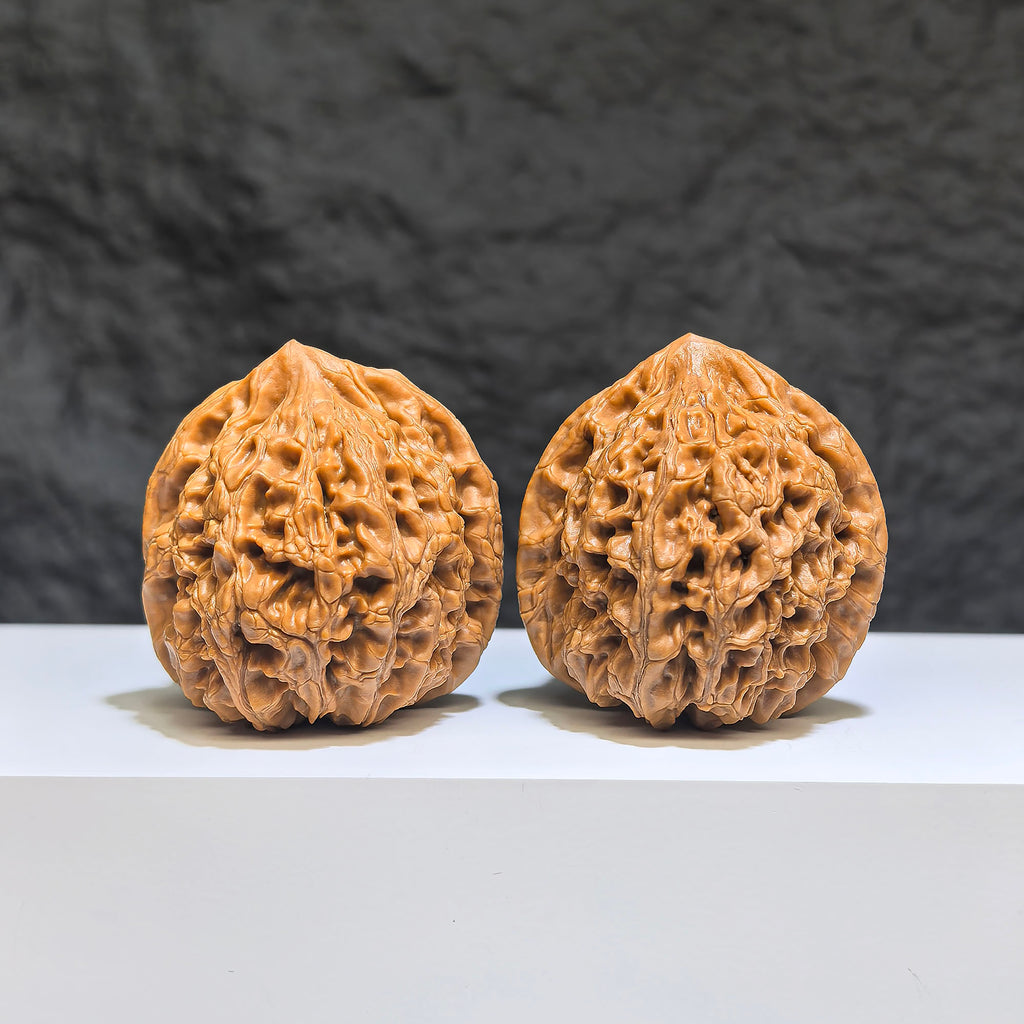 【收藏級】水龍紋 文玩核桃 (4.0 × 4.0cm) | [Collector's Grade] Water Dragon Texture Walnut (4.0 × 4.0cm) - SKU: SLW-1Z8