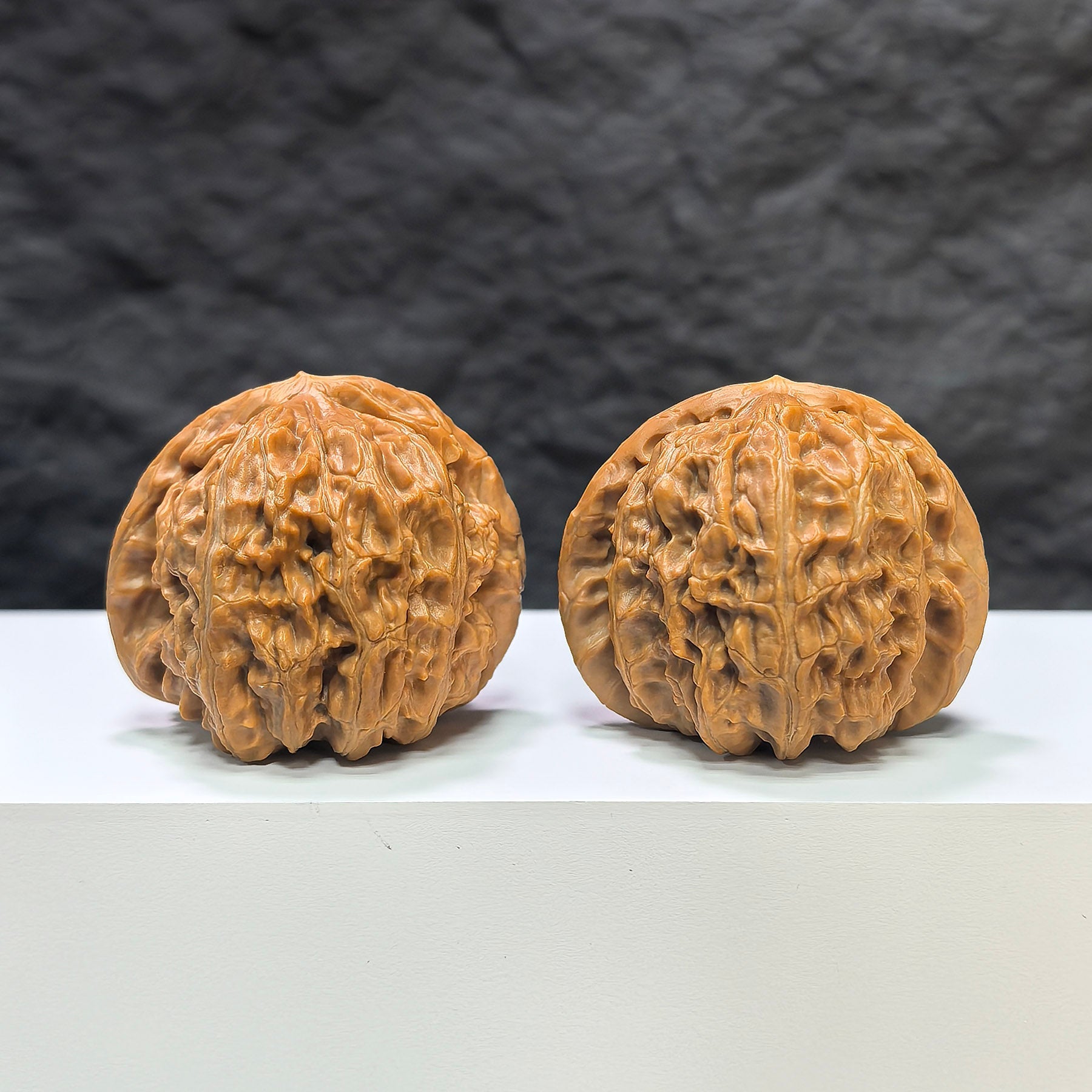 【收藏級】三角白獅子 文玩核桃 (4.4 × 4.3cm) | [Collector's Grade] Tri-Angular White Lion Walnut (4.4 × 4.3cm) - SKU: BSZ-1A2