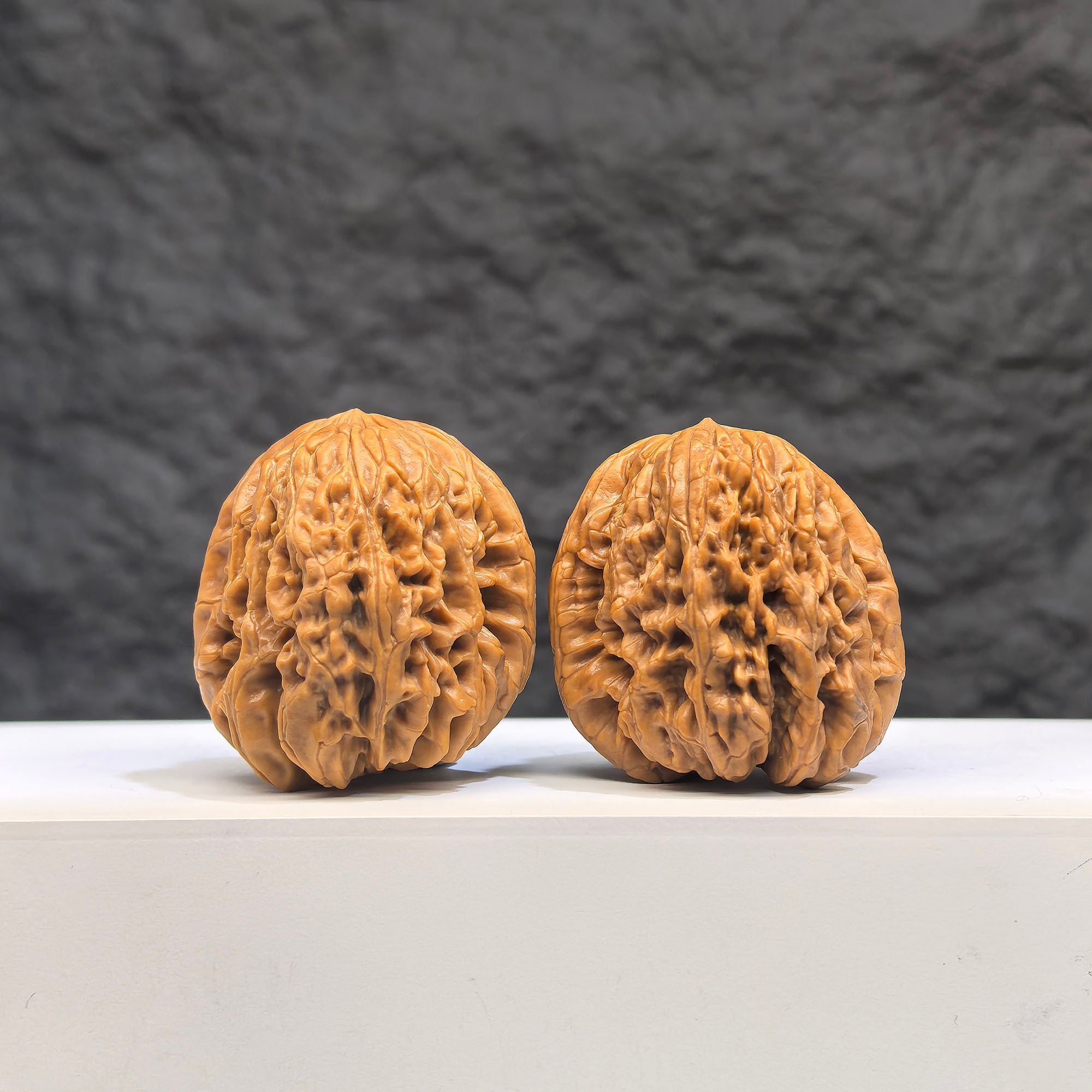 Selected grade Blizzard Wenwan Walnut, 3.4cm, showing smooth, polished surface and natural wood grain details.