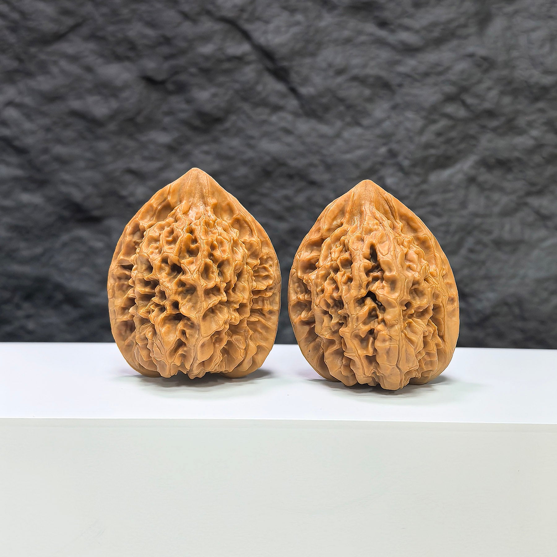Official Wenwan Art hat-shaped walnut pair, 39mm x 36mm, featuring classic design and natural wood grain details.