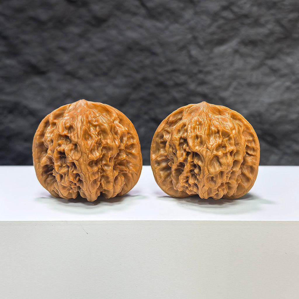 【收藏級】野狼 文玩核桃 (4.0 × 3.8cm) | [Collector's Grade] Wild Wolf Walnut (4.0 × 3.8cm) - SKU: YN-1A5