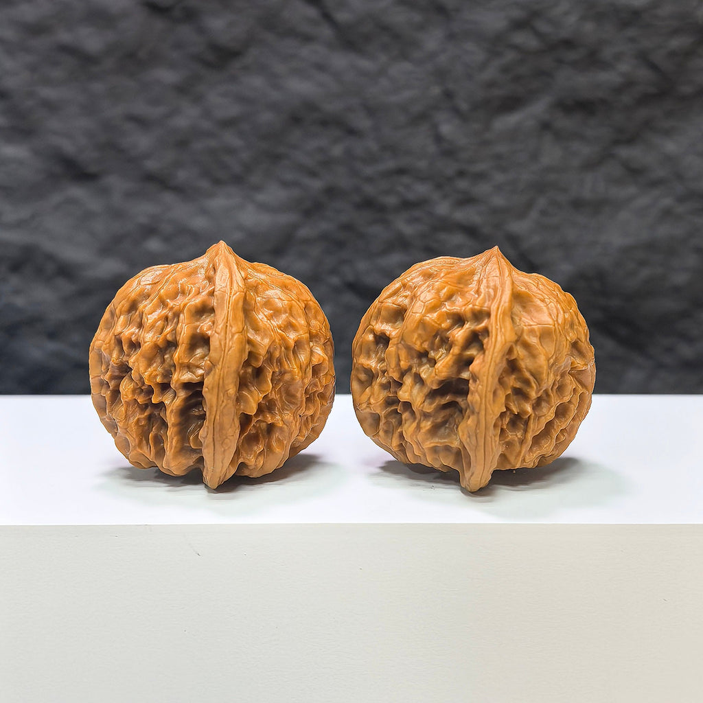 【收藏級】野狼 文玩核桃 (4.0 × 3.8cm) | [Collector's Grade] Wild Wolf Walnut (4.0 × 3.8cm) - SKU: YN-1A5