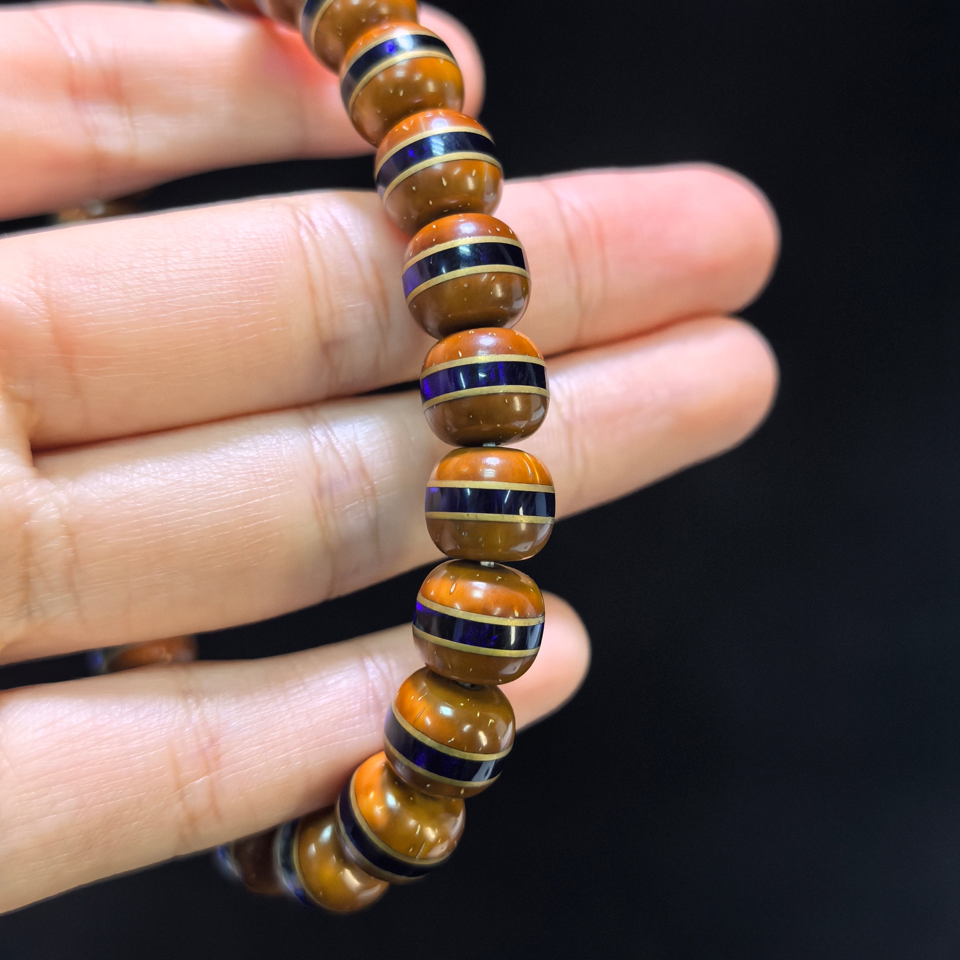 [Zen Collection] Solid Purple-Gold Nut Bracelet w/ Klein Blue & Brass Inlays (10mm) | 實心紫金鼠直金石手串 10mm 克萊因藍鑲嵌 現代時尚文玩手鍊
