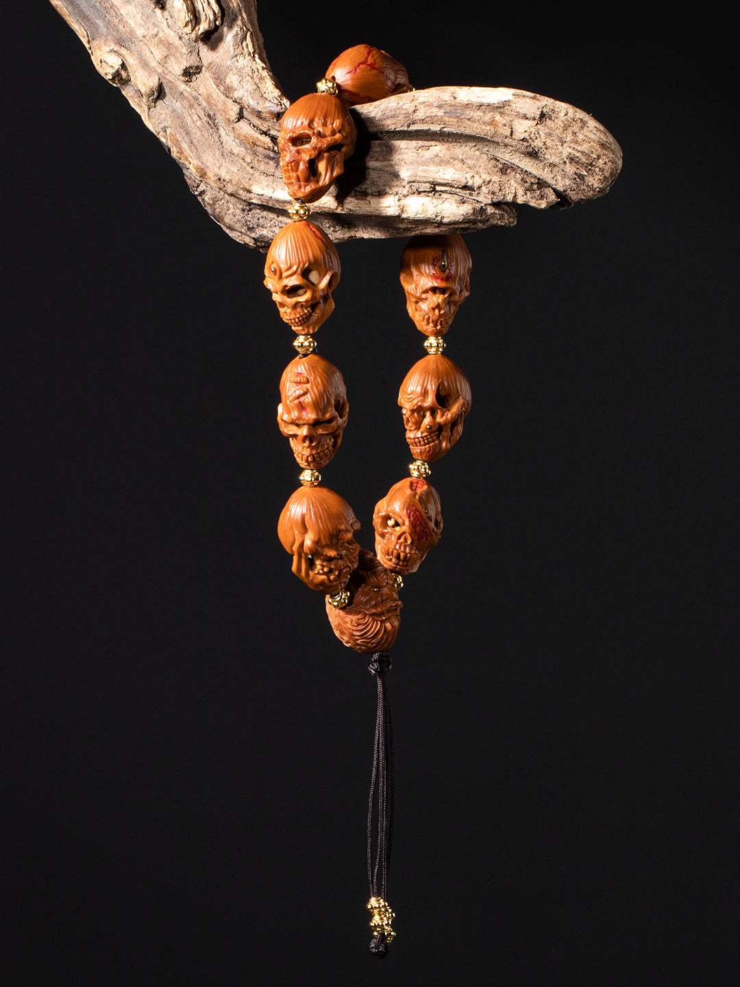 [Master Shan Chunyang] Handcarved Olive Pit Bracelet - "Night Parade of One Hundred Demons" (Skull & Demon Motifs) | 單春陽手作 橄欖核雕手串「百鬼夜行」暗黑文玩重器