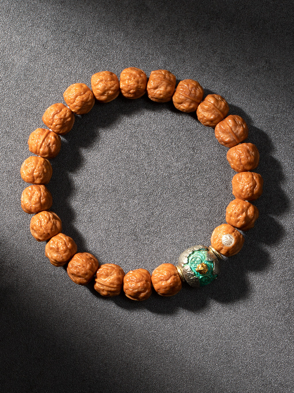 [Zen Collection] Handcarved Monkey Head Walnut Bracelet - "Golden Toad Wealth Guard" Motif (10mm / Silver & Enamel Focal Bead) | 金蟾鎮庫 猴頭核桃雕刻手串 10mm 精致小籽 招財鎮宅文玩手串