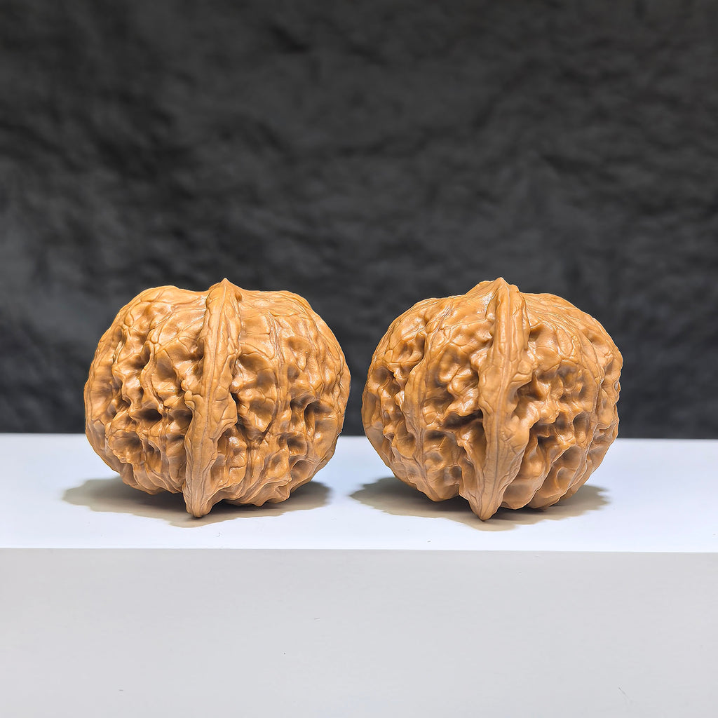 【收藏級】野狼 文玩核桃 (4.0 × 3.9cm) | [Collector's Grade] Wild Wolf Walnut (4.0 × 3.9cm) - SKU: YL-1Z4