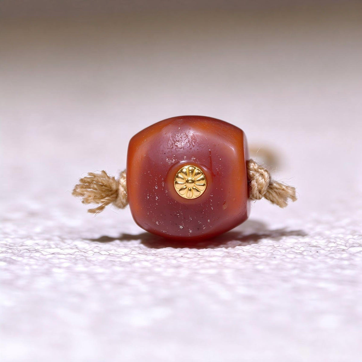 ST-10 | Red Agate Guru Bead - 10.6 mm