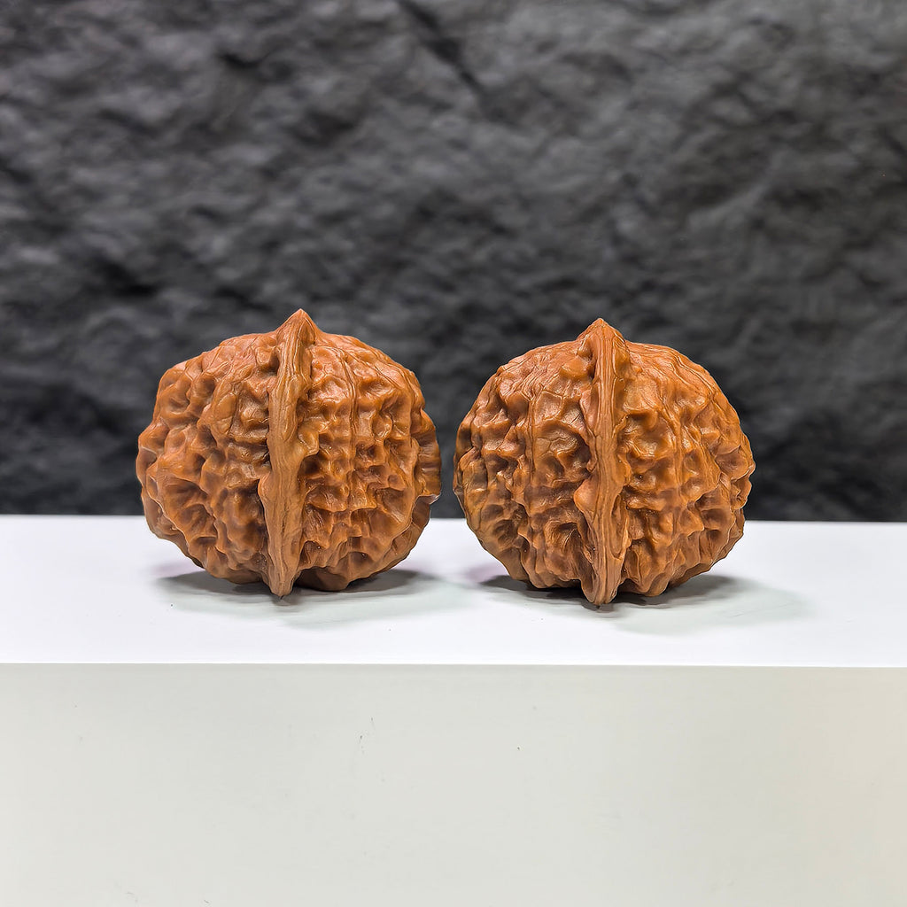 Wenwan Art porcelain doll Wenwan walnut pair, smooth-glaze finish, 38mm size, detailed craftsmanship, collectible ceramic walnuts.