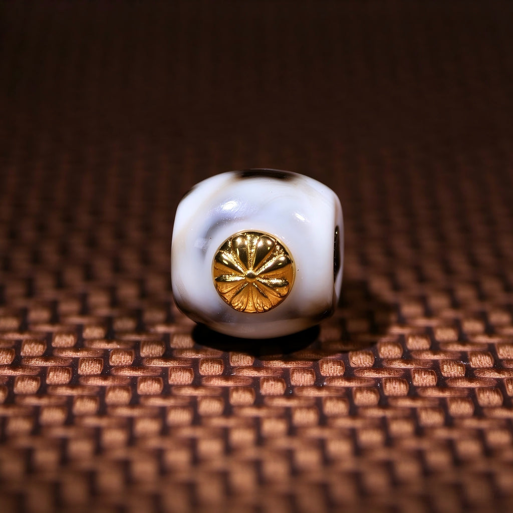 ST-12 | Black and White Dzi-Style Guru Bead - 9.1 mm