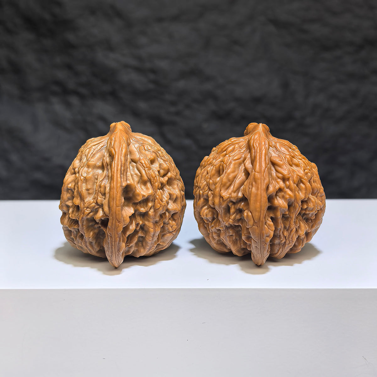Wenwan Art wheat ear tiger head classic Wenwan walnut pair, 38mm x 36mm, featuring detailed tiger head and wheat ear design.
