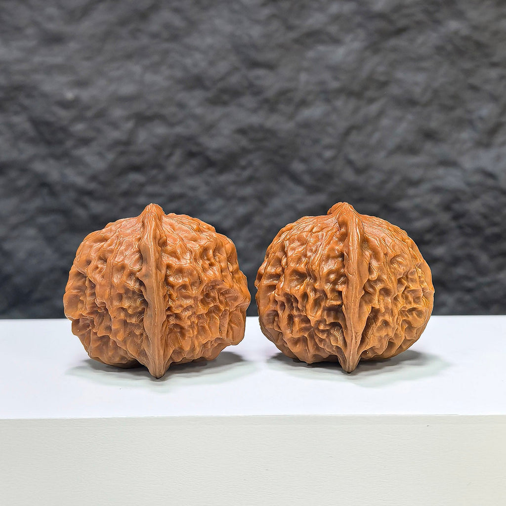 【收藏級】瓷娃娃 文玩核桃 (3.8 × 3.8cm) | [Collector's Grade] Porcelain Doll Walnut (3.8 × 3.8cm) - SKU: CWW-1C6