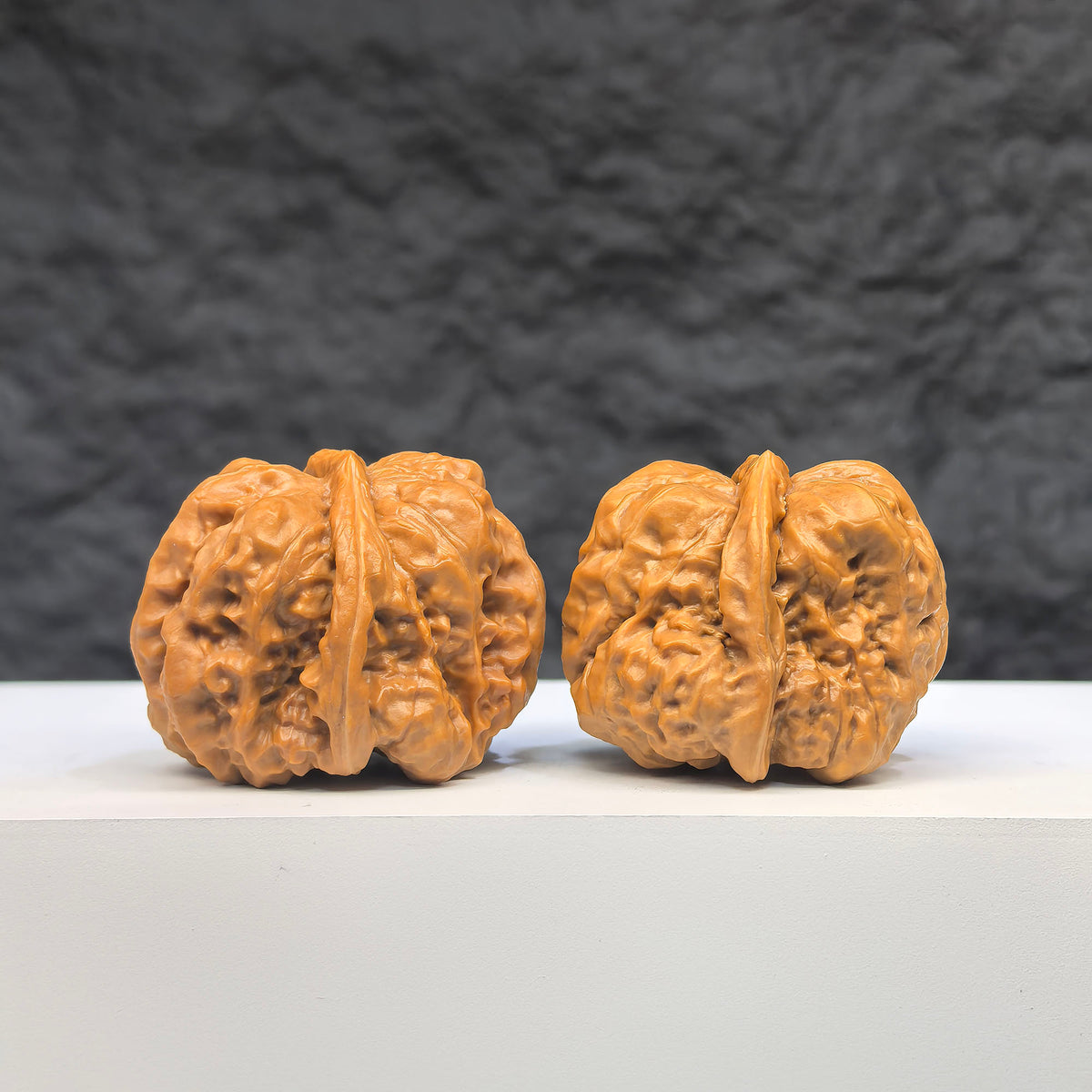 Wenwan Art Toad Crystal Frog Wenwan Walnut pair, 32x38mm, detailed carved water crystal frogs on walnut bases.