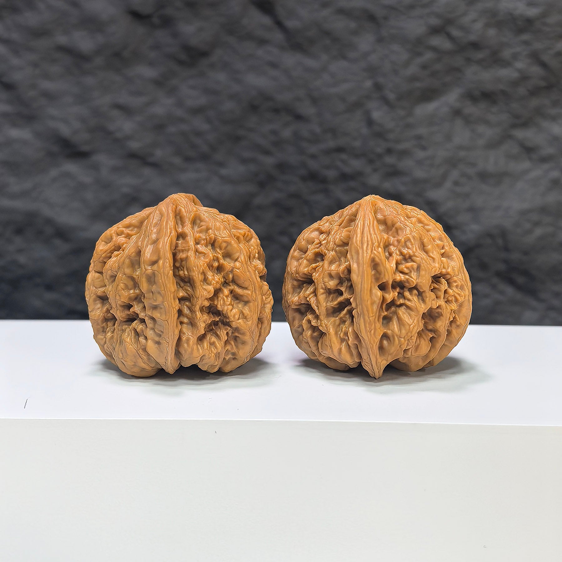 【精選級】粗筋 文玩核桃 (3.8 × 4.0cm) | [Selected Grade] Thick Rib Walnut (3.8 × 4.0cm) - SKU: CJ-1S7
