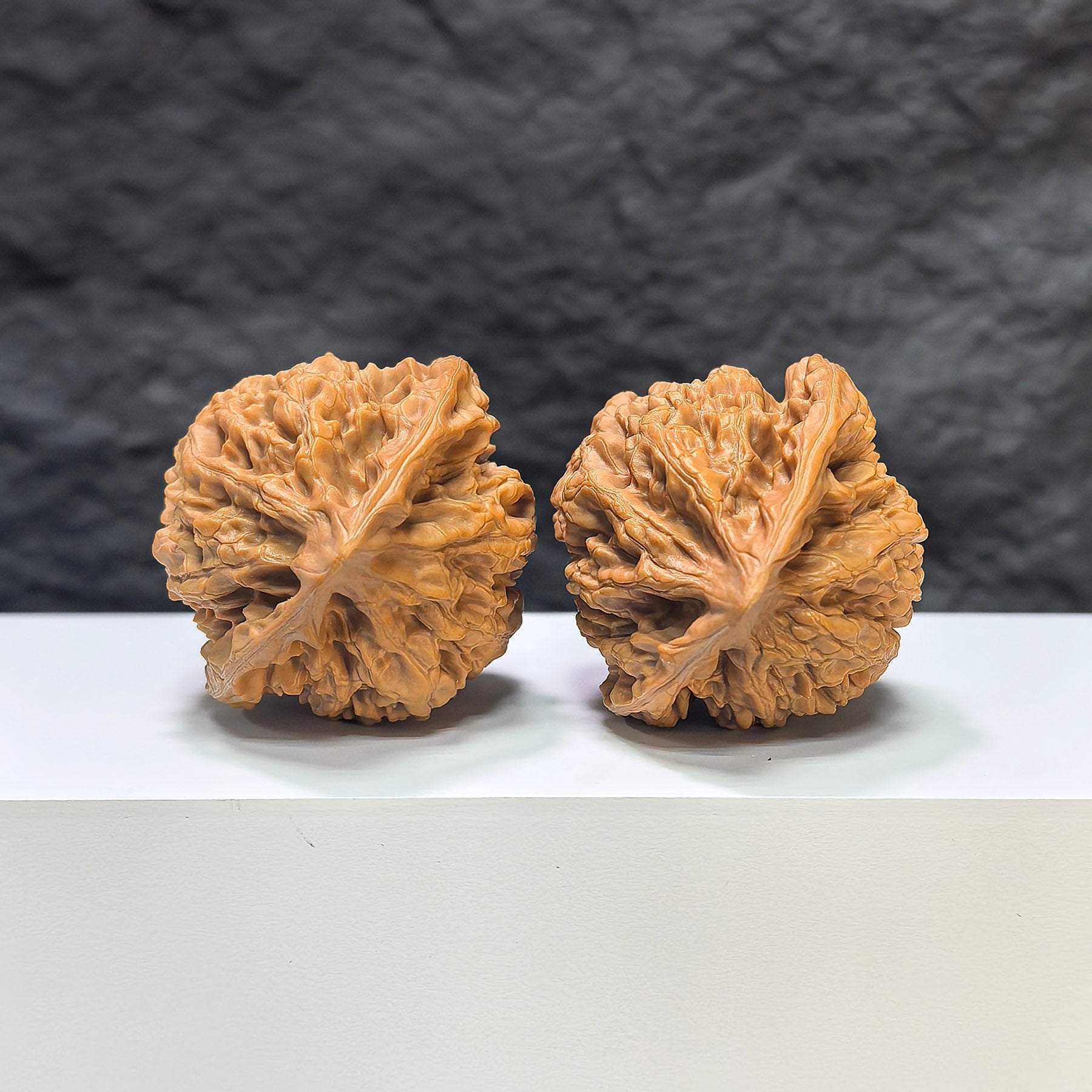 【收藏級】麒麟紋 文玩核桃 (4.3 × 4.0cm) | [Collector's Grade] Kylin Texture Walnut (4.3 × 4.0cm) - SKU: QLW-1A6