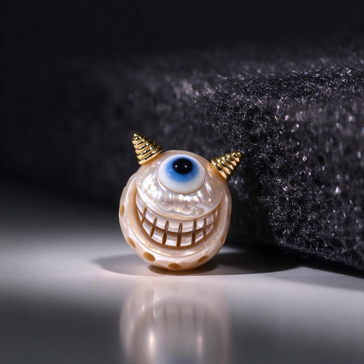 ZZ-24 | Pearl Monster Beading Component - 10.5 mm