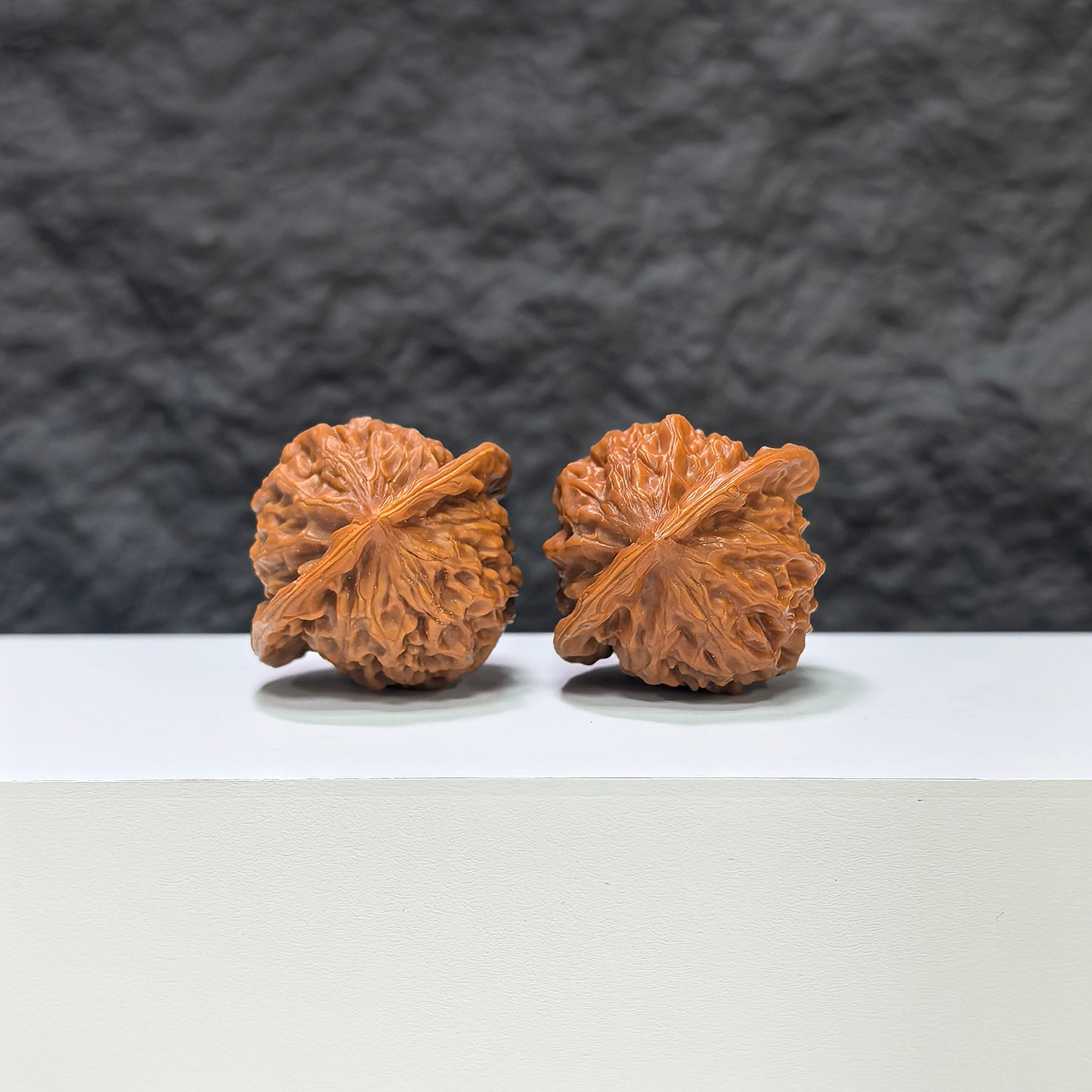 【收藏級】瓷娃娃 文玩核桃 (3.6 × 3.3cm) | [Collector's Grade] Porcelain Doll Walnut (3.6 × 3.3cm) - SKU: CWW-1C5