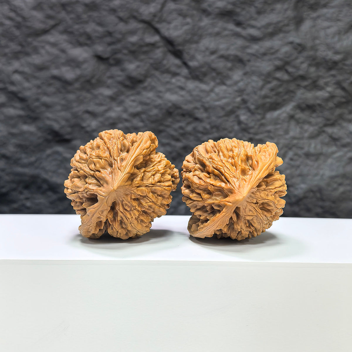 Large Wenwan Walnut pair from Wenwan Art, featuring premium 45mm and 41mm walnuts with official hat design.
