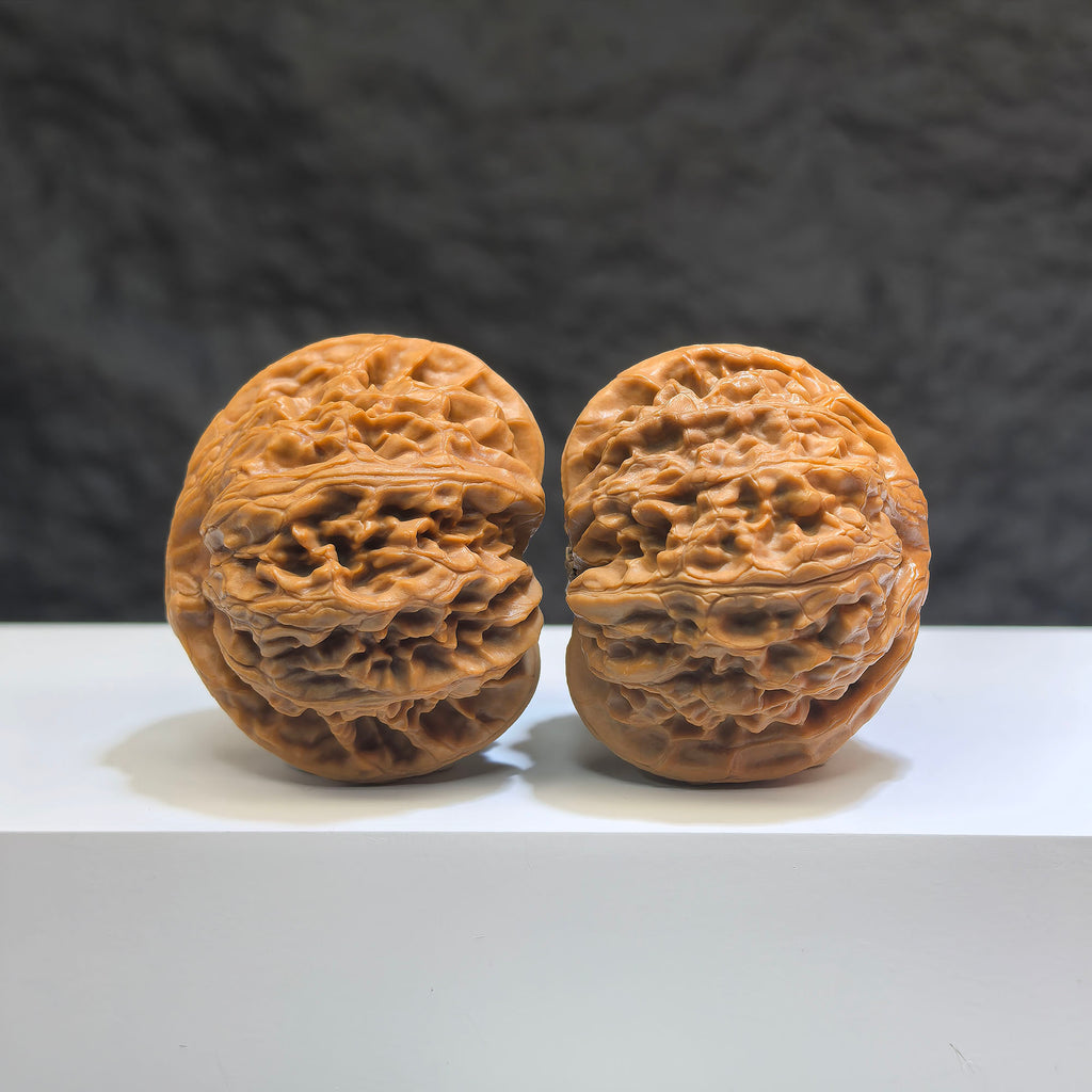 Pair of Classic Scholar Wenwan Walnuts by Wenwan Art, hand-matched, spherical shape, 41mm x 38mm, featuring 球形宮燈 design.