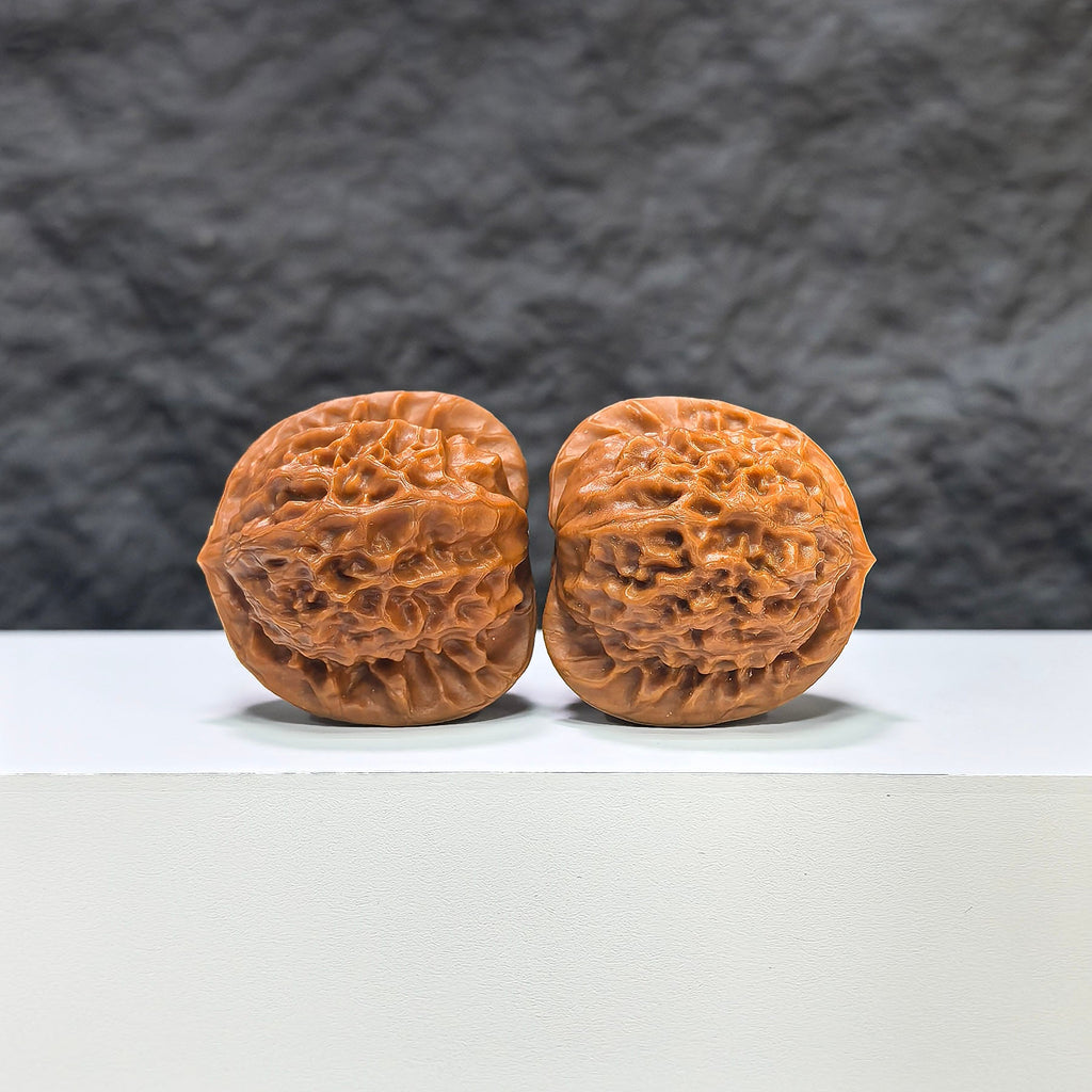 【收藏級】瓷娃娃 文玩核桃 (3.6 × 3.3cm) | [Collector's Grade] Porcelain Doll Walnut (3.6 × 3.3cm) - SKU: CWW-1C5