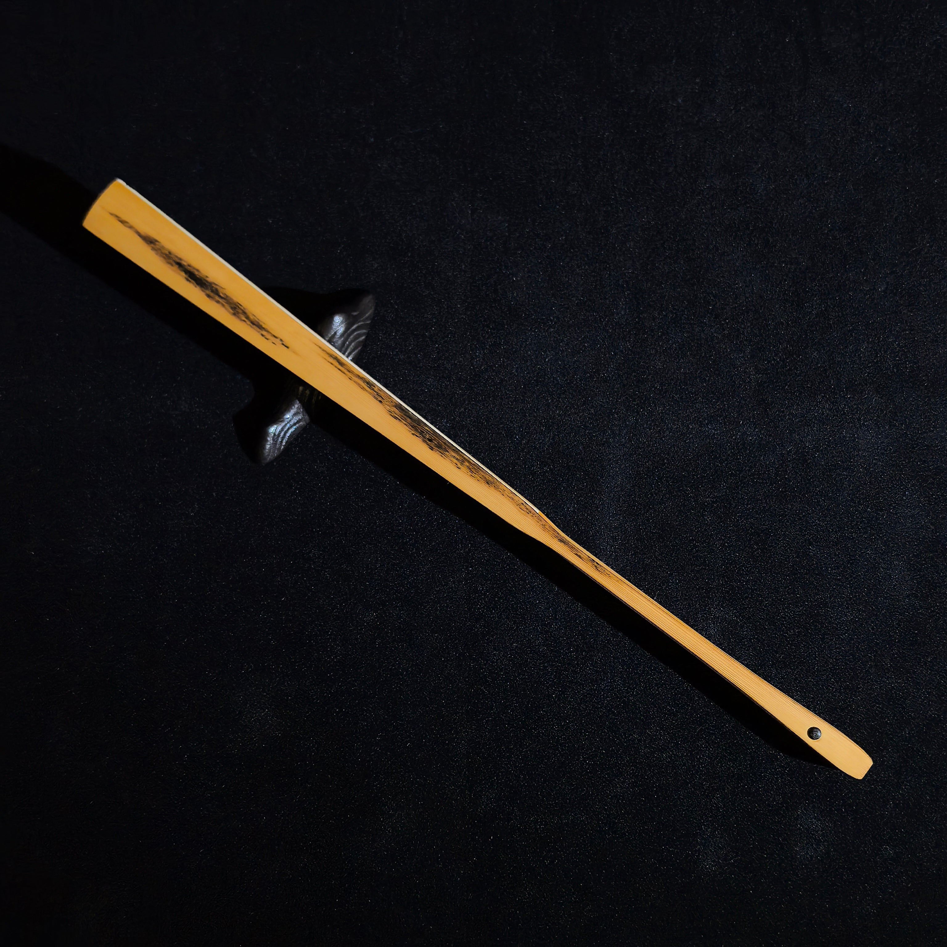 [Master Lingyan Handcrafted] Premium Jade Bamboo Folding Fan - "Beauty Shoulder" Antique Square Head (9.5 Inch / 18 Ribs) | 非遺匠人凌顏手作 9.5寸18方2.0玉竹摺扇（美人肩/古方頭）