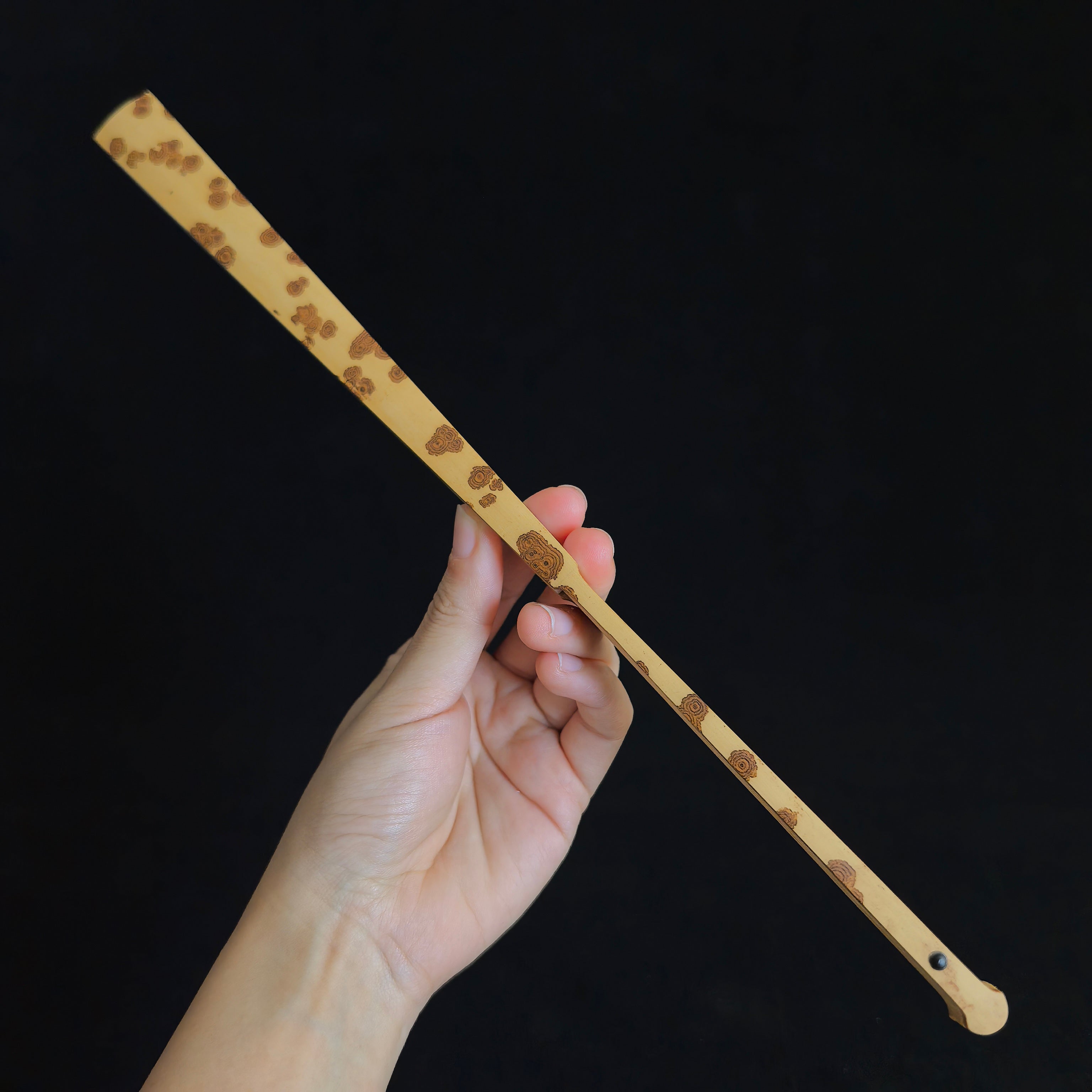 [Master Shen Changrong] Yunfei Cloud-Spotted Bamboo Fan - Qing-Dynasty "Temple Gate" & Horse Tooth Head (9.5 Inch / 16 Ribs) | 安吉沈昌榮手作 雲妃竹 清式廟門 馬牙頭 9.5寸16方2.0