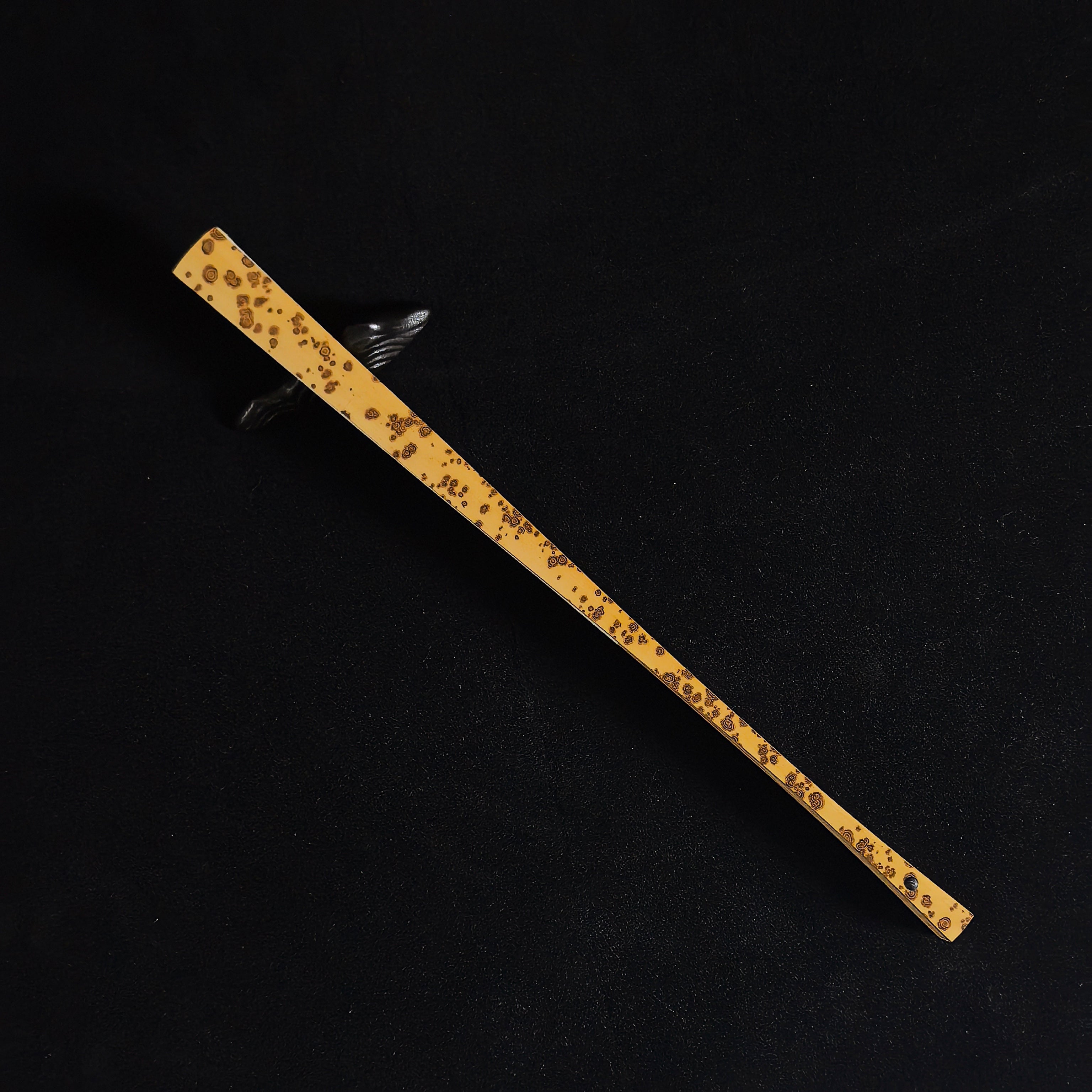 [Supervised by Master Fang Mingyi] Lüchun Yunfei Bamboo Fan - "Lantern Pole" Straight Square Head (9.5 Inch / 16 Ribs) | 方明義監製 雲妃綠春挑灯直方頭 9.5寸16方2.0