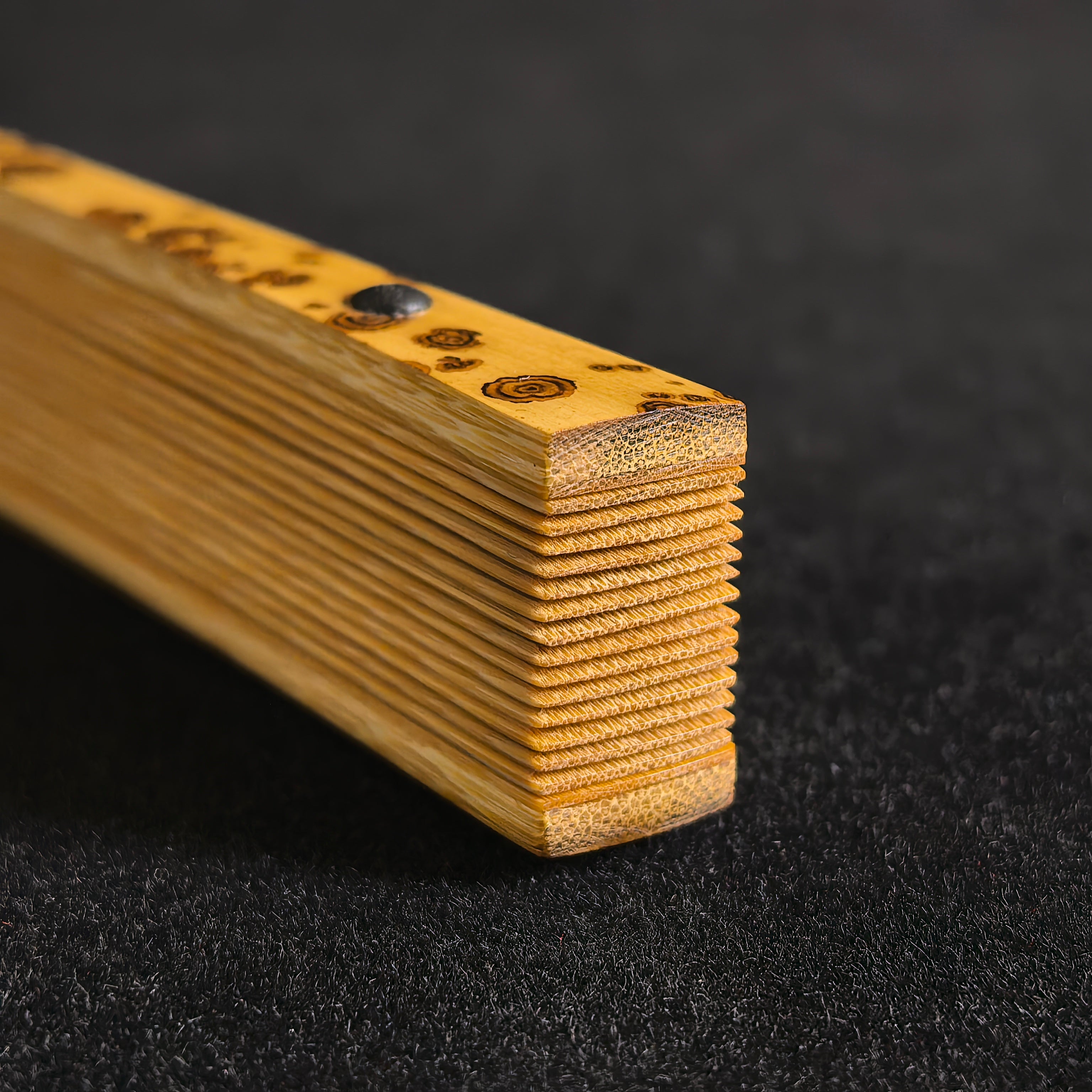 [Supervised by Master Fang Mingyi] Lüchun Yunfei Bamboo Fan - "Lantern Pole" Straight Square Head (9.5 Inch / 16 Ribs) | 方明義監製 雲妃綠春挑灯直方頭 9.5寸16方2.0