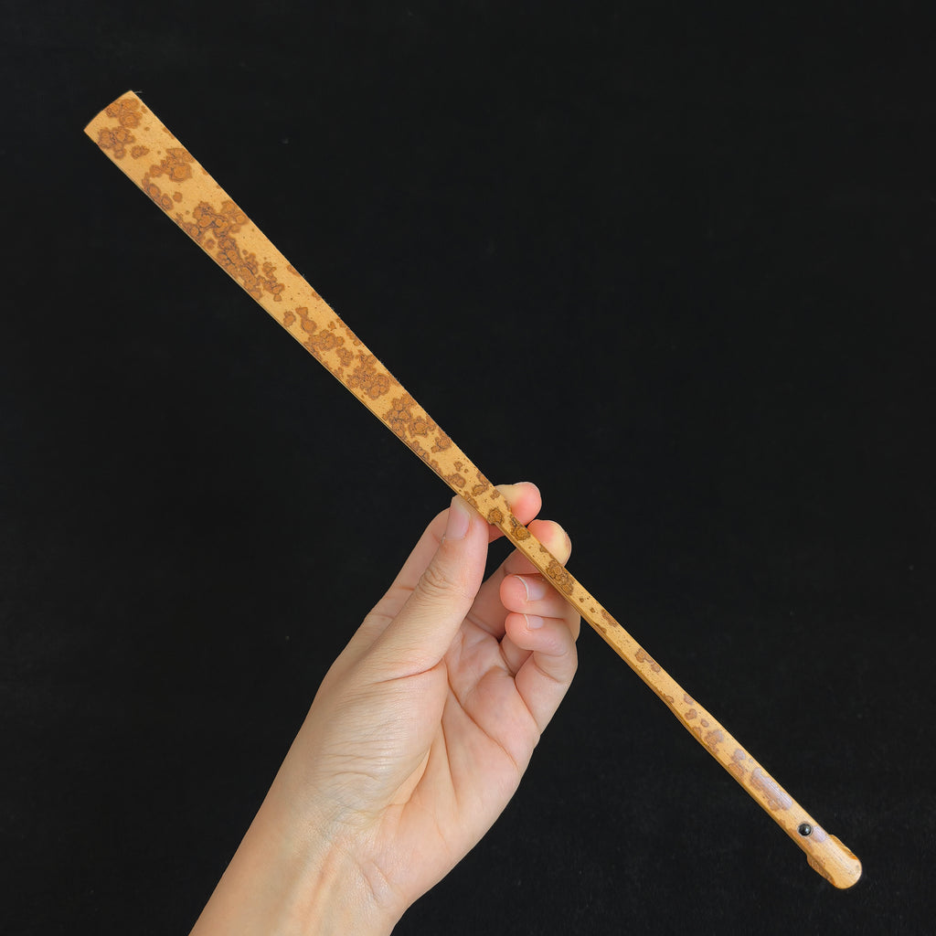 [Master Yu Quan] Aged Yunfei Bamboo Fan - Concealed Qing "Temple Gate" & Horse Tooth Head (9.5 Inch / 16 Ribs) | 余全手作 老雲妃竹 隱形清式廟門肩馬牙頭 9.5寸16方2.0