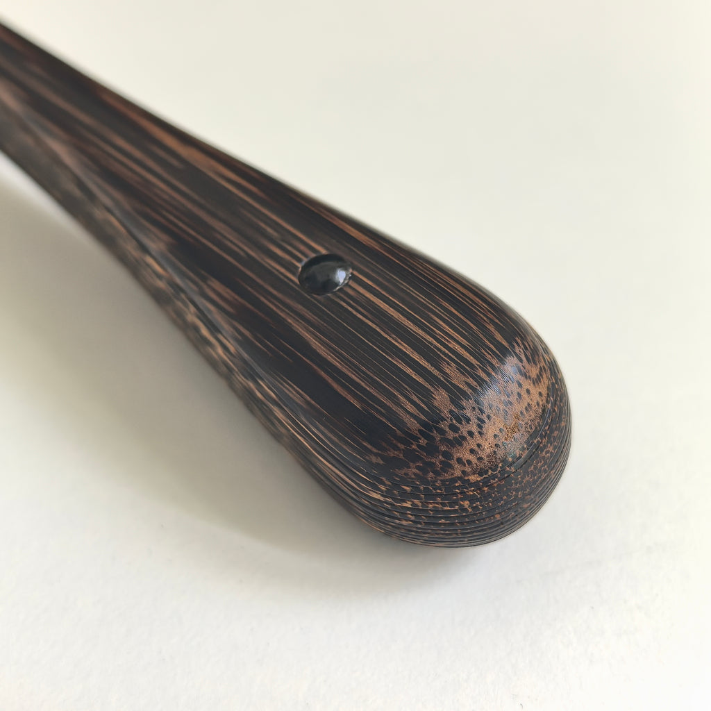 [Master Yu Sihai] Handcrafted Vietnam Black Palm Wood Fan w/ Black Gold-Flecked Paper - "Beauty Shoulder" Large Eggplant Head (9.5 Inch / 18 Ribs) | 余四海手作 越南黑棕 美人肩大茄頭 9.5寸18方2.0（黑灑金扇面）
