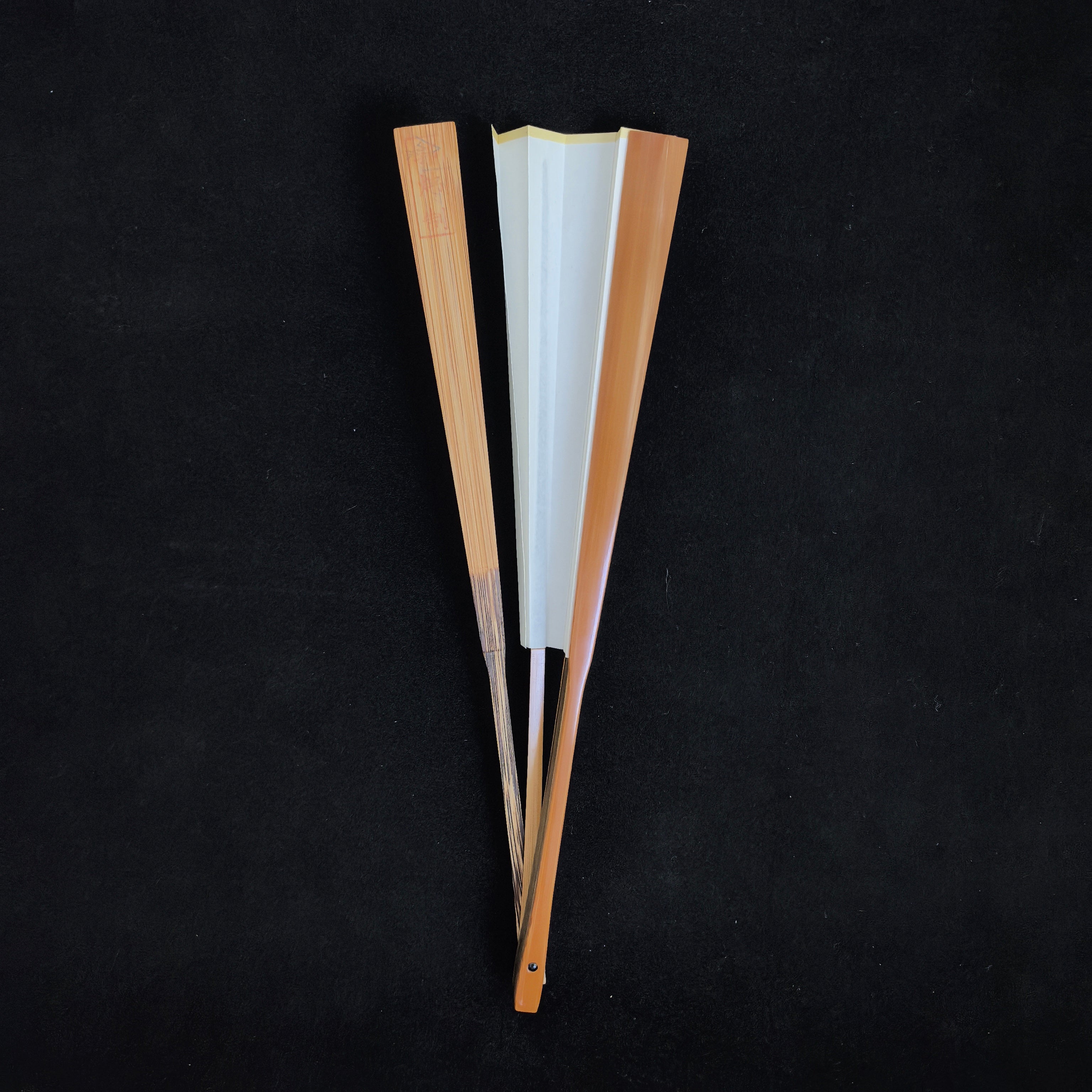 [Master Guo Wei] Aged Sichuan Jade Bamboo Fan w/ Triple Ebony Inlay - "Beauty Shoulder" Antique Square Head (9.5 Inch / 16 Ribs) | 郭煒手作 老川料玉竹三合青 美人肩古方頭 9.5寸16方2.0