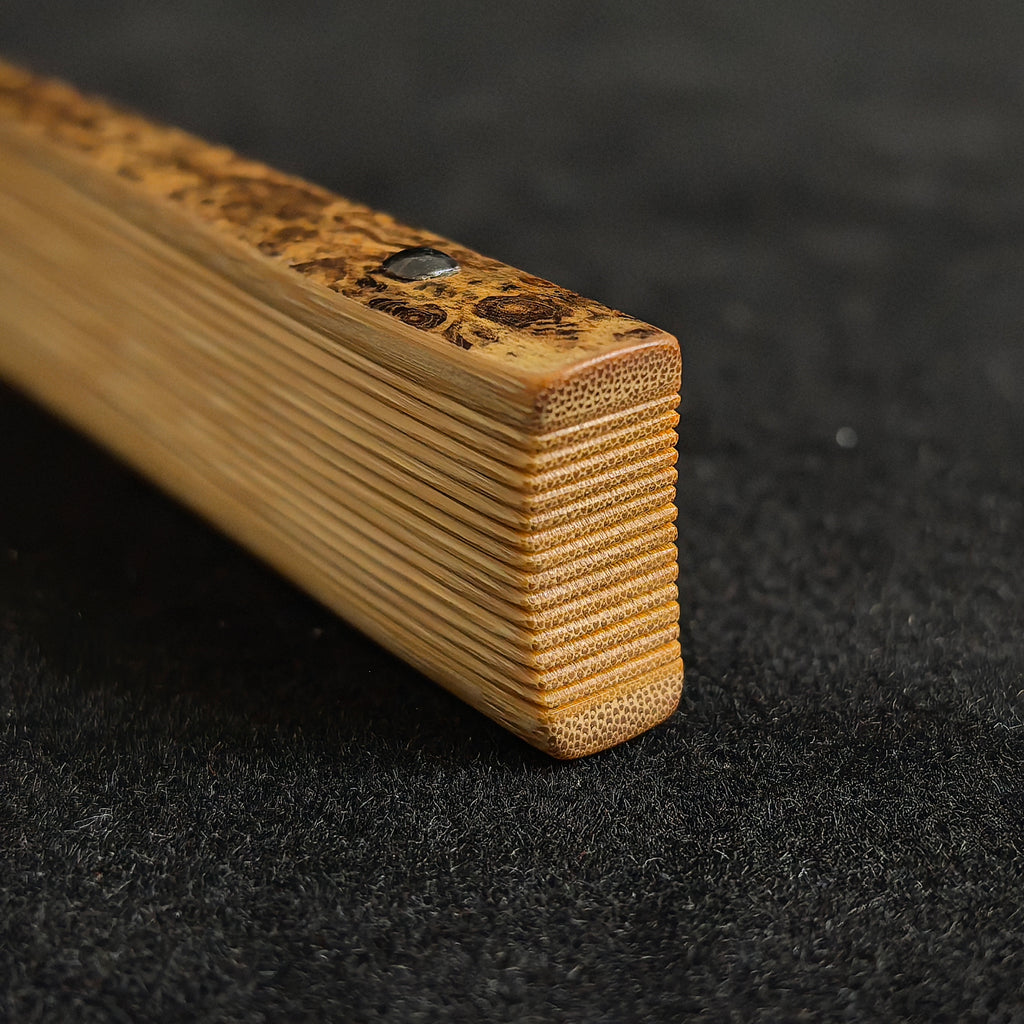 [Master Wu Shengfu] Rare 1st-Gen "Ghost Face" Bamboo Fan - Qing "Temple Gate" & Antique Square Head (9.0 Inch / 16 Ribs) | 吳勝富手作 稀缺初代鬼臉斑竹 廟門肩古方頭 9寸16方2.0
