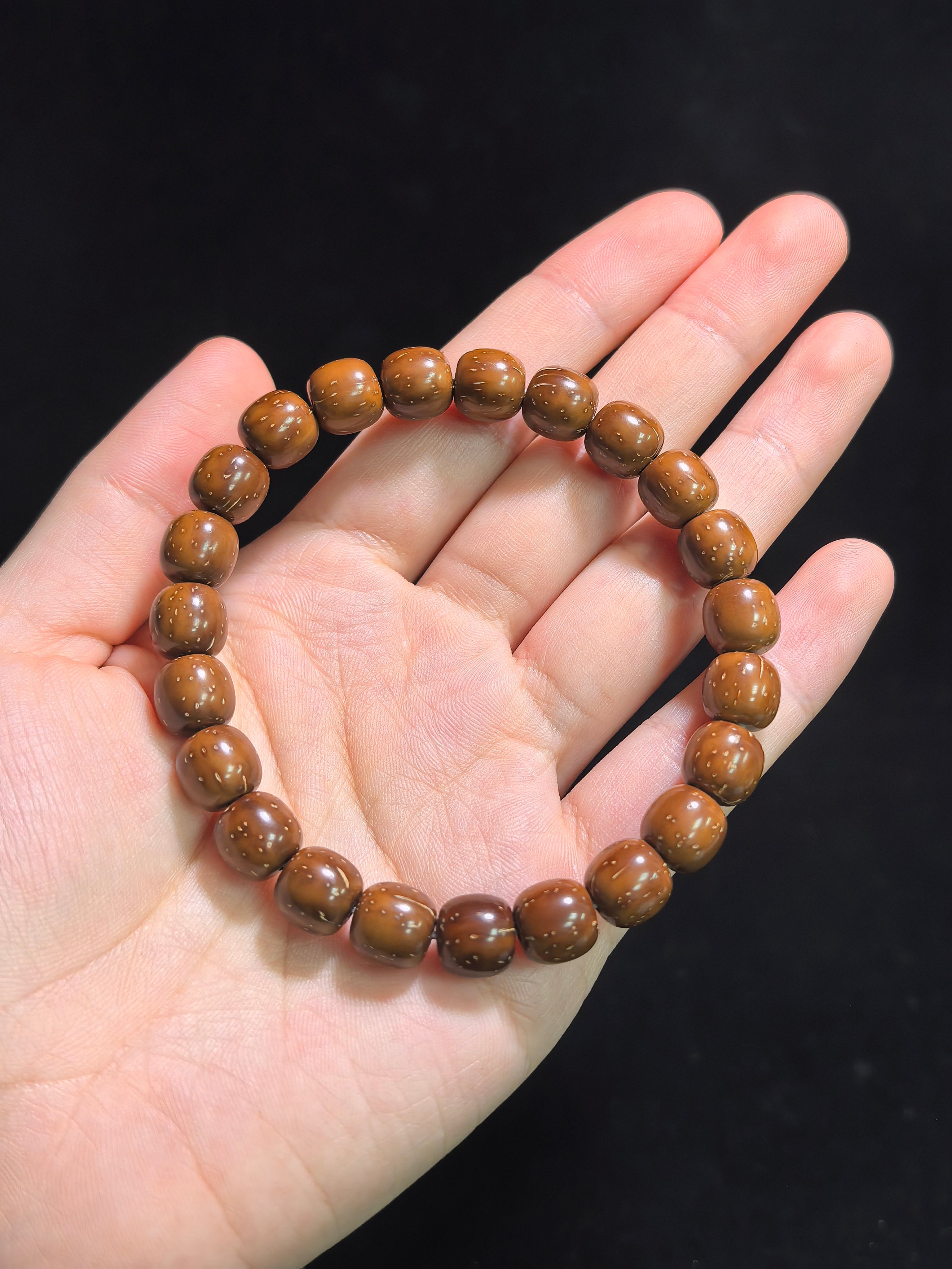 Natural Fortune Seed Zi Jin Shu classic barrel bracelet with 9mm beads, featuring ZenWenwan branding and traditional design.